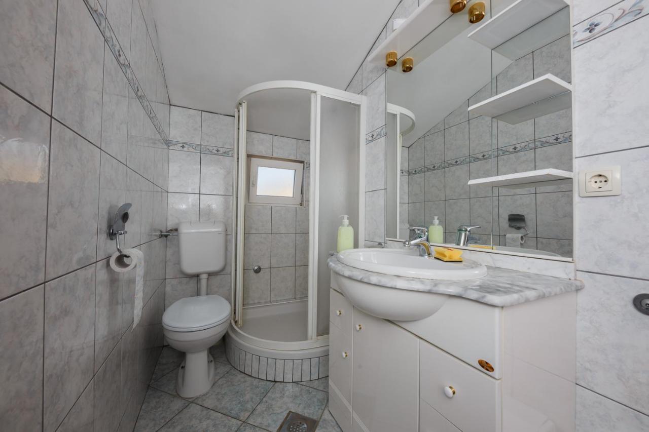Apartamenty Z Basenem Ilja רוגוזניצה מראה חיצוני תמונה