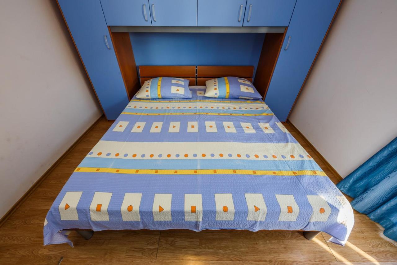 Apartamenty Z Basenem Ilja רוגוזניצה מראה חיצוני תמונה